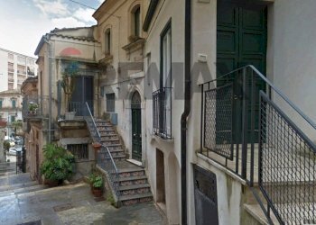 Edificio all\'aperto - Semi-detached house Corso Umberto I
 
31, Modica - photo 3