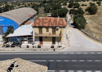 Casa all\'aperto - Attività Commerciale Contrada Palazzola, Ragusa - foto 2