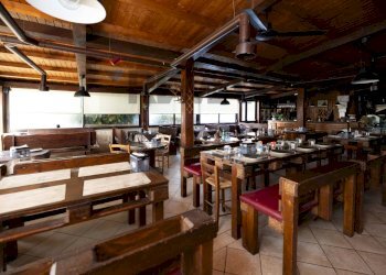 Sala da pranzo - Attività Commerciale Contrada Palazzola, Ragusa - foto 8