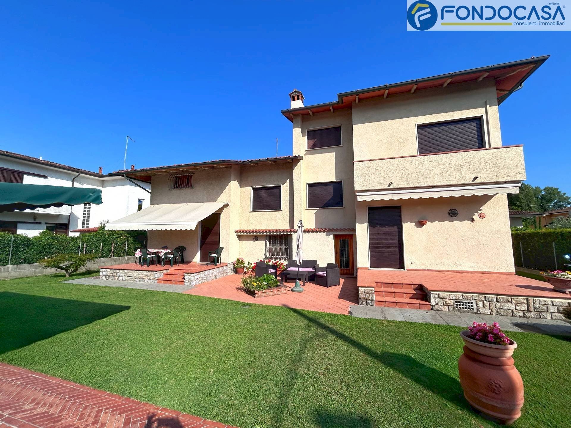 facciata - Villa Via Eritrea, Pietrasanta - foto 3
