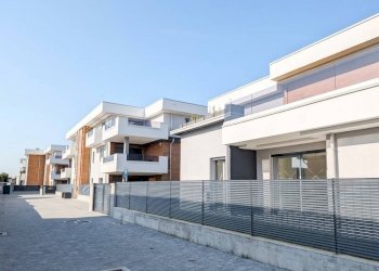 Foto 8 - Three-room apartment Magnago - photo 8