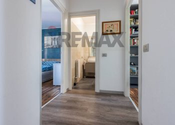 Hall / corridoio - Three-room apartment Via Lodi
 
32, Busto Arsizio - photo 10