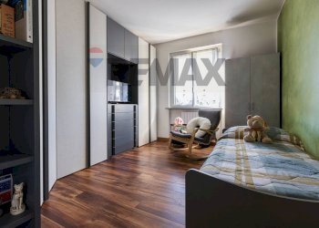 Camera / camera da letto - Three-room apartment Via Lodi
 
32, Busto Arsizio - photo 18