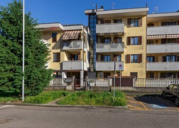 Edificio all\'aperto - Three-room apartment Via Lodi
 
32, Busto Arsizio - photo 22