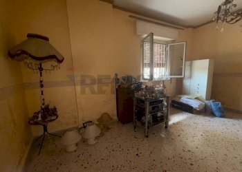 Camera / camera da letto - Apartment Palermo - photo 15