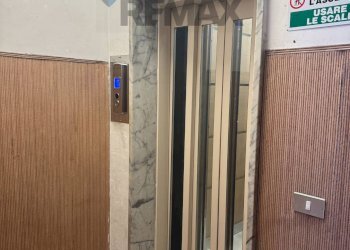 Ricezione / Lobby - Trilocale Via Alessandro Maria Calefati
 
272, Bari - foto 4