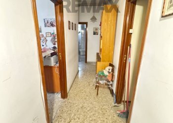 Hall / corridoio - Trilocale Via Alessandro Maria Calefati
 
272, Bari - foto 13
