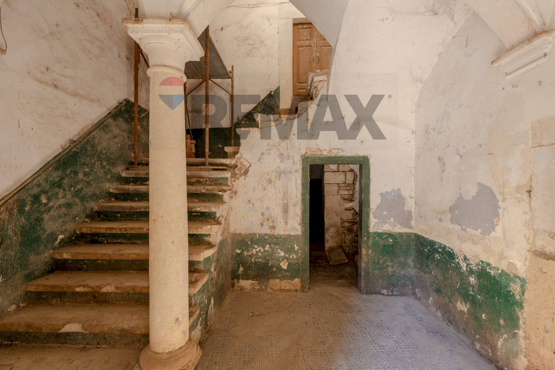 Scale - Independent house Via Maggiore
61, Bitonto - photo 2