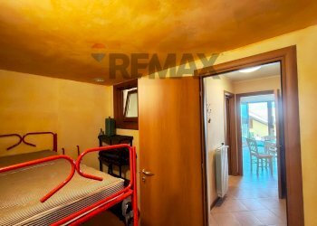 Camera / camera da letto - One-room apartment Via Portola
 
29, Roncola - photo 9
