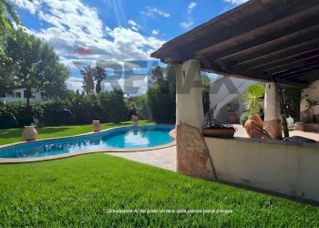 Piscina - Villa Via Ibiza
 
18, Quartu Sant'Elena - foto 1