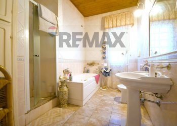 Bagno - Villa Via Ibiza
 
18, Quartu Sant'Elena - photo 27