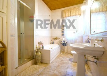 Bagno - Villa Via Ibiza
 
18, Quartu Sant'Elena - photo 28