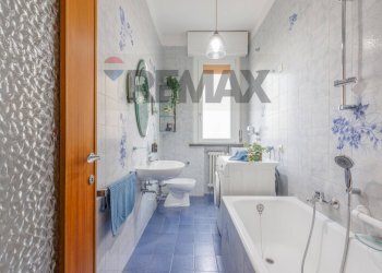 Bagno - Trilocale Via Marco Emilio Lepido
 
6, Reggio nell'Emilia - foto 15