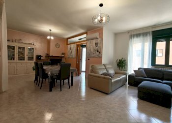 Foto 1 - Appartamento Via Deledda
 
4, Gallipoli - foto 1