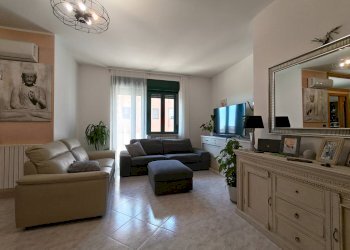 Foto 3 - Appartamento Via Deledda
 
4, Gallipoli - foto 3
