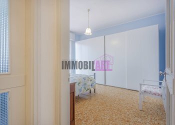 Foto 27 - Three-room apartment Via Selvapiana
 
1, Reggio nell'Emilia - photo 27