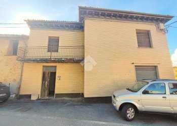 Casa indipendente Via Cereti, Sarezzano - foto 1