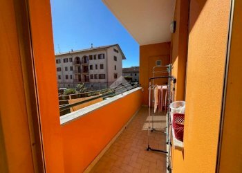 Three-room apartment Via Fratelli Cantoni, Oleggio - photo 4