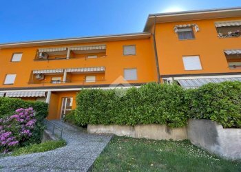 Three-room apartment Via Fratelli Cantoni, Oleggio - photo 12