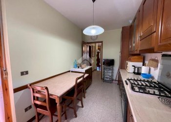 Three-room apartment Via Fratelli Cantoni, Oleggio - photo 16