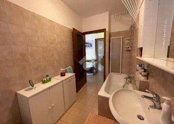 Three-room apartment Via Fratelli Cantoni, Oleggio - photo 17
