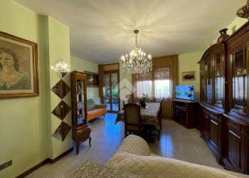 Three-room apartment Via Fratelli Cantoni, Oleggio - photo 21