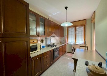 Three-room apartment Via Fratelli Cantoni, Oleggio - photo 27