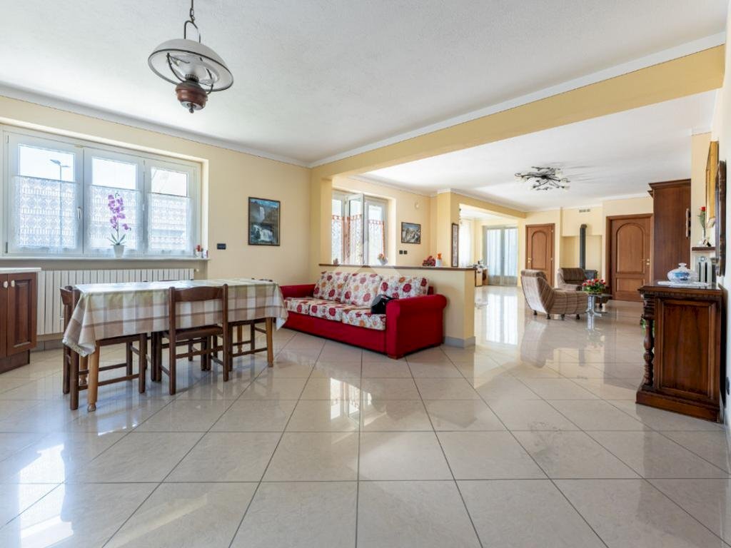 Villa Via Vecchia di Cuneo 3A, Busca - photo 2