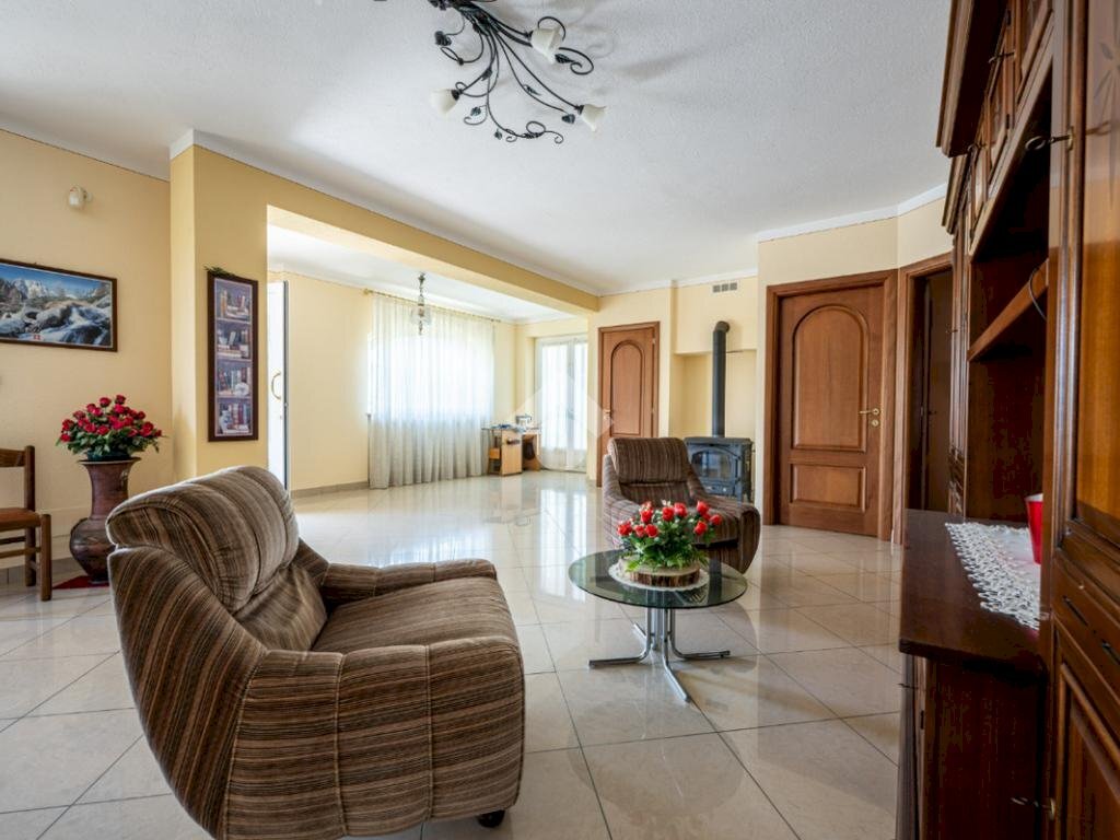 Villa Via Vecchia di Cuneo 3A, Busca - photo 3