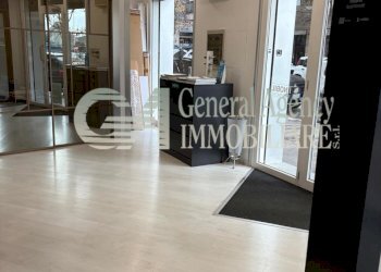 WhatsApp Image 2026-01-15 at 14.52.55 (8).jpg - Commercial Premises Via Albano 62, Roma - photo 10