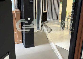 WhatsApp Image 2026-01-15 at 14.52.56 (1).jpg - Commercial Premises Via Albano 62, Roma - photo 12