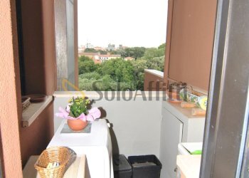 BALCONE IN CUCINA ABITABILE - Appartamento Livorno - foto 7