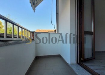 Balcone - Appartamento Via Santorre di Santarosa 14, Parabiago - foto 14