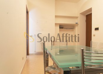 soggiorno con cucina a vista - Two-room apartment Giussano - photo 6