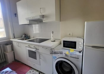 parete atrezzata - Appartamento Borgo Santo Stefano 3, Parma - foto 13