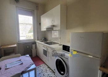 parete attrezzata cucina - Appartamento Borgo Santo Stefano 3, Parma - foto 15