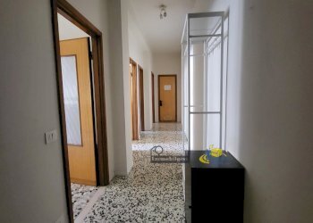 corridoio - Appartamento Borgo Santo Stefano 3, Parma - foto 20