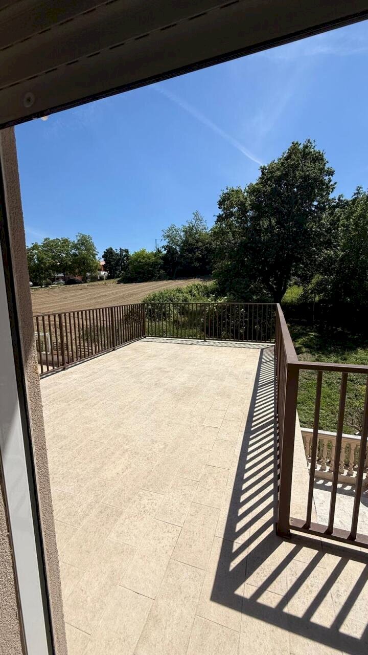 DILEOIMMOBILIARE AFFITTA A VENAROTTA (8) - Appartamento Venarotta - foto 2