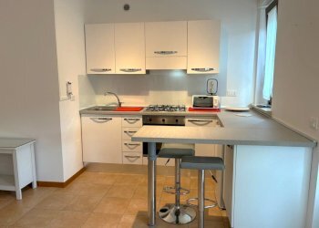 DILEOIMMOBILIARE VENDE MONOLOCALE CON TERRAZZINO ( - One-room apartment Pedaso - photo 4