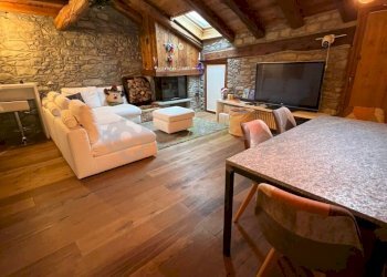 VENDITA COURMAYEUR - SOGGIORNO CON ZONA PRANZO E C - Appartamento Courmayeur - foto 2