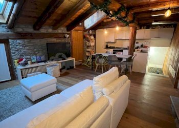 VENDITA COURMAYEUR - SOGGIORNO CON ZONA PRANZO E C - Appartamento Courmayeur - foto 3