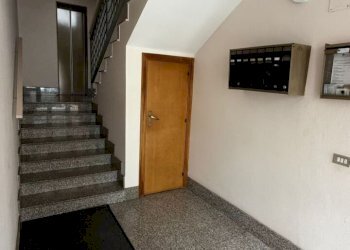 vano scala - Four-room apartment Strada Privata Ludovico Ariosto 7, Monopoli - photo 2