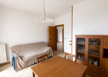 soggiorno pranzo - Four-room apartment Strada Privata Ludovico Ariosto 7, Monopoli - photo 8