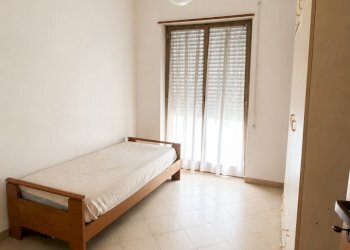 vano letto - Four-room apartment Strada Privata Ludovico Ariosto 7, Monopoli - photo 15