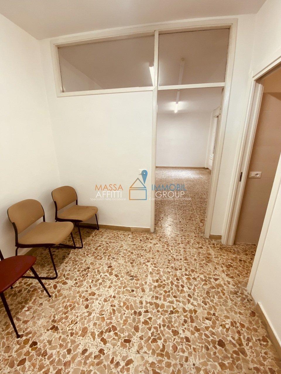 4 - Ufficio Galleria Sanzio 1, Massa - foto 2