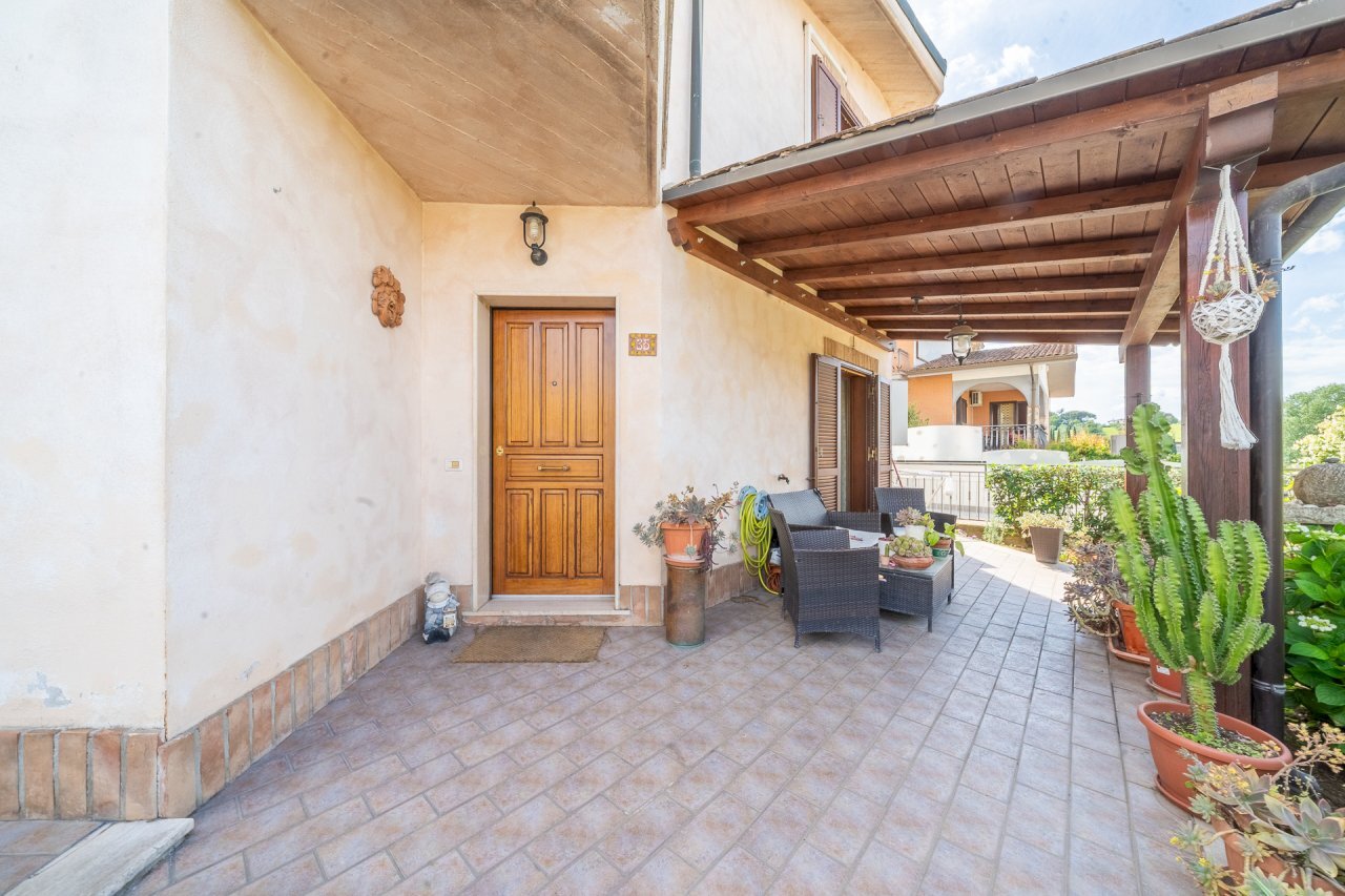 61 - Three-family Villa Via Formelluccio, Mentana - photo 3