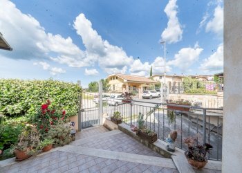 76 - Three-family Villa Via Formelluccio, Mentana - photo 4