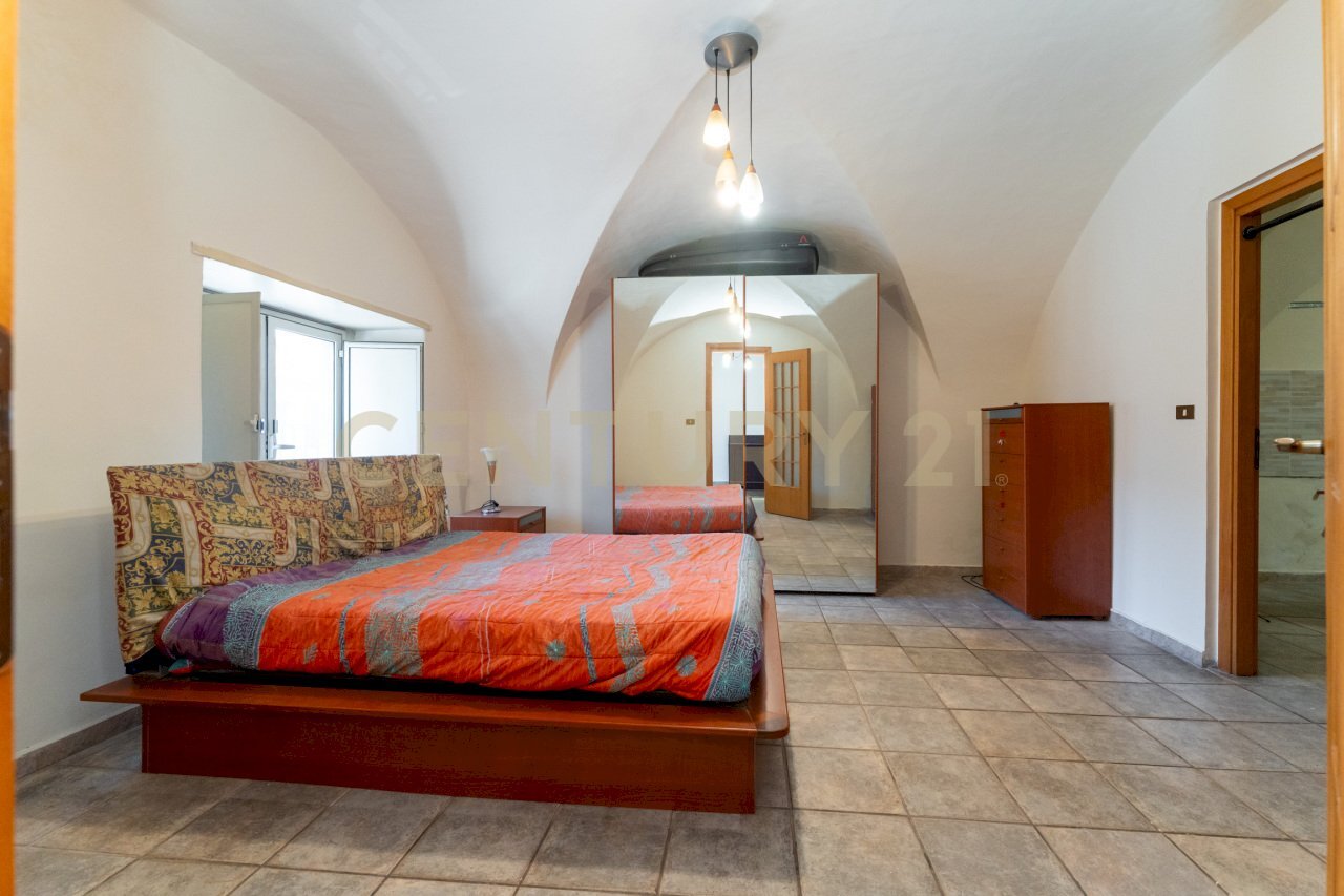 Via del Principe 8 CT (18) - Three-room apartment Via del Principe 8, Catania - photo 2