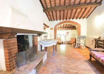 Soggiorno e salotto - Independent house Via di Croce 1350A, Lucca - photo 30