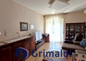 20 - Four-room apartment Via Edoardo Nicolardi 2, Napoli (neighborhood Colli Aminei) - photo 6